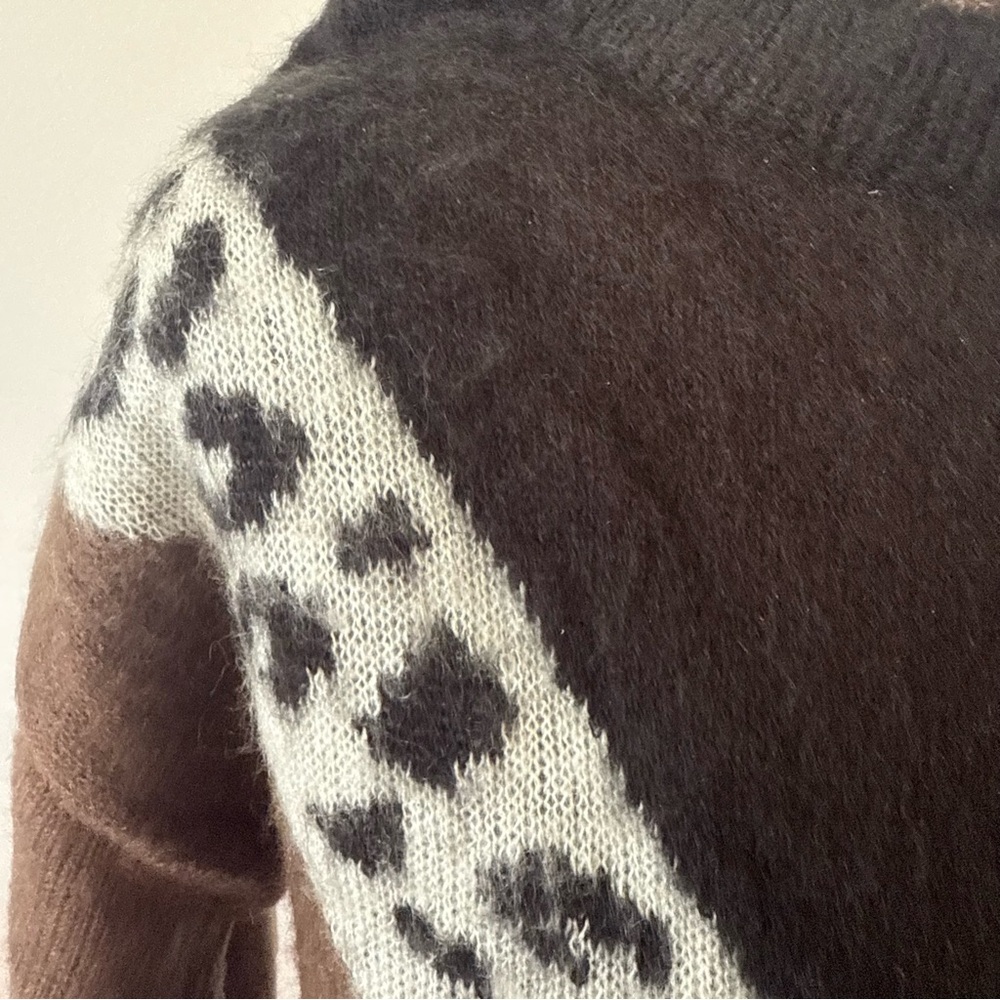🆕 *NEW* VENUS Black & Brown Cowl Neck Sweater Geometric Pattern *NEW NO TAGS* - Picture 6 of 12